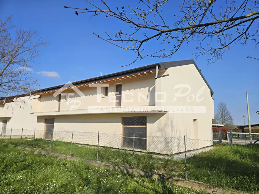 Immagine 1 di Casa bifamiliare in vendita  a Campodarsego