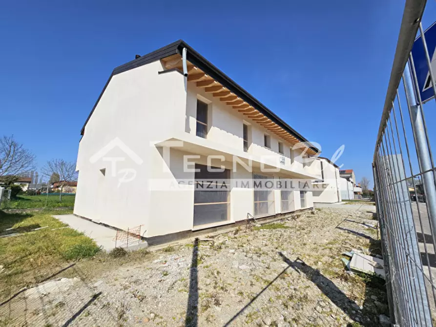 Immagine 3 di Casa bifamiliare in vendita  a Campodarsego