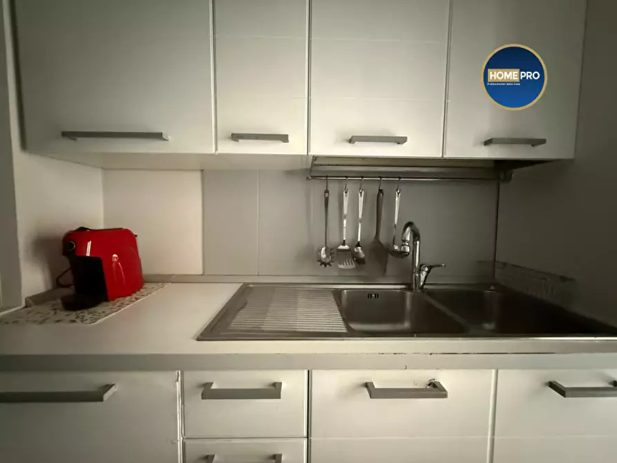 Immagine 7 di Appartamento in affitto  in Via delle Rose a Roma