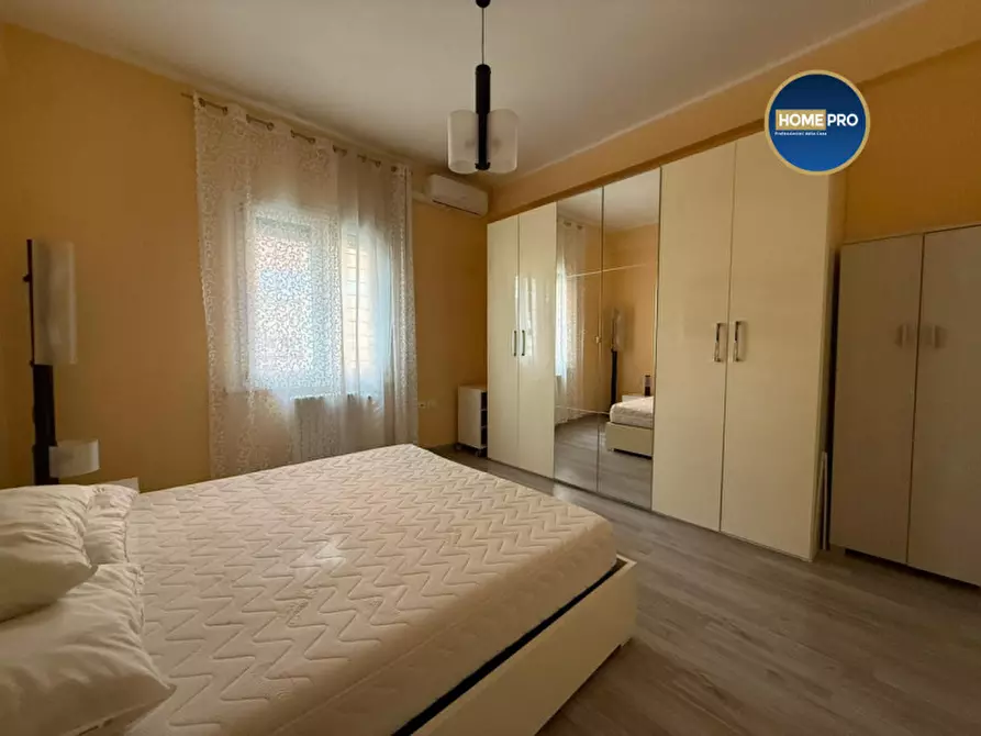 Immagine 15 di Appartamento in affitto  in Via delle Rose a Roma