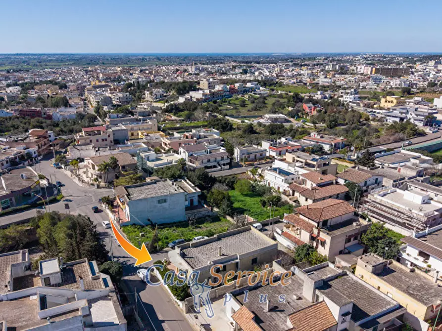 Immagine 8 di Villa in vendita  in Via Supersano a Casarano