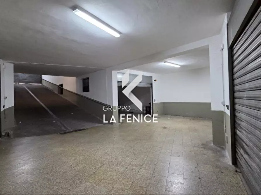 Immagine 12 di Garage in vendita  in via Salvo D'acquisto a Locorotondo