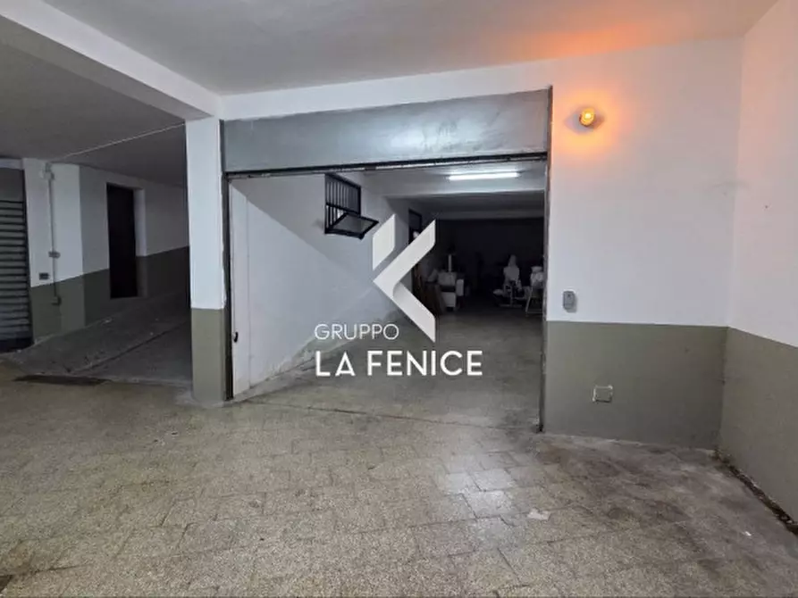 Immagine 15 di Garage in vendita  in via Salvo D'acquisto a Locorotondo