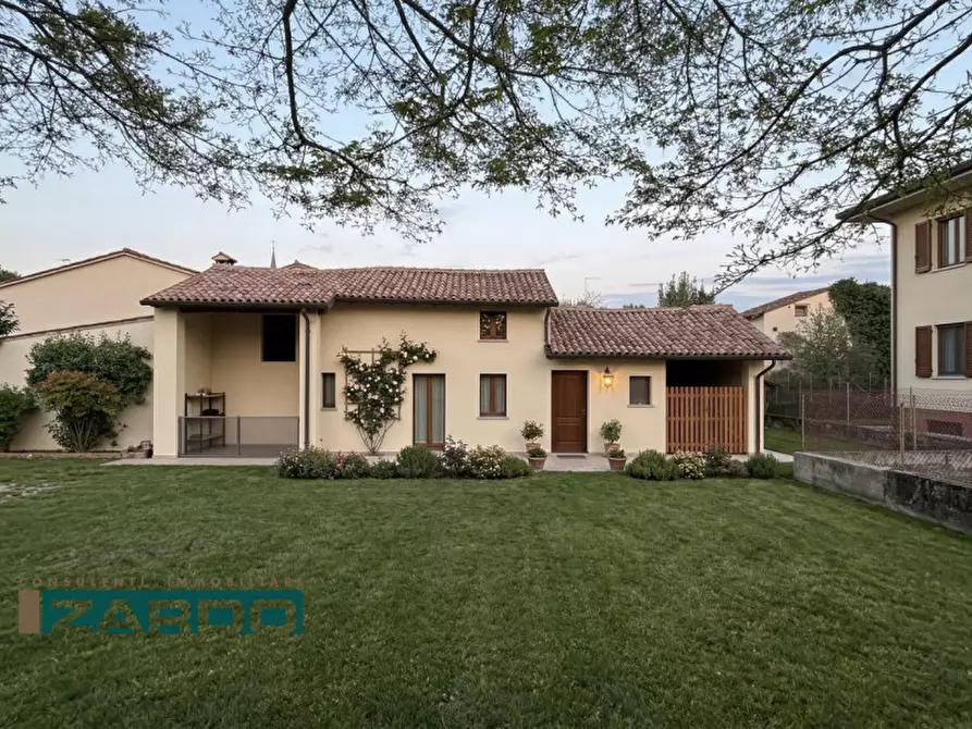 Immagine 2 di Rustico / casale in vendita  in Viale Italia Galliera Veneta a Galliera Veneta