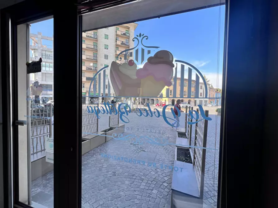 Immagine 7 di Negozio in affitto  in Piazza del Popolo a San Martino Buon Albergo