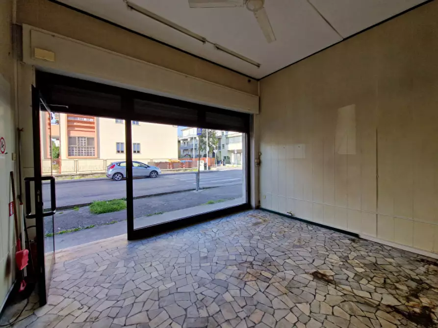 Immagine 4 di Negozio in vendita  in Via Cardinale Callegari a Padova