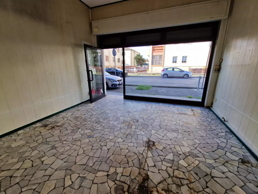 Immagine 7 di Negozio in vendita  in Via Cardinale Callegari a Padova