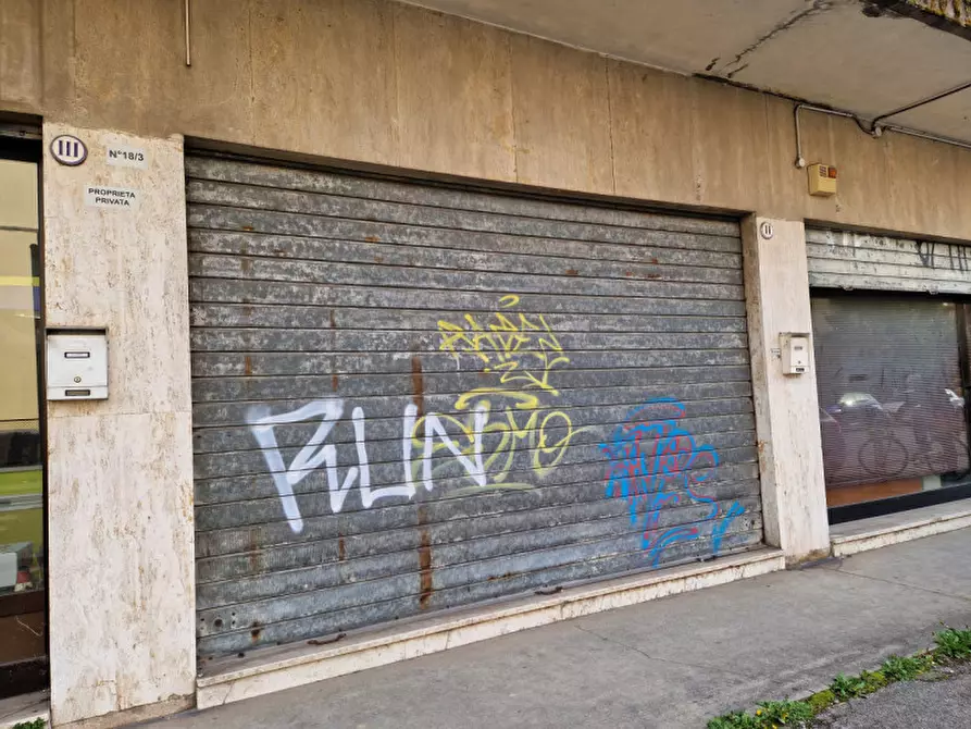 Immagine 1 di Negozio in vendita  in Via Cardinale Callegari a Padova