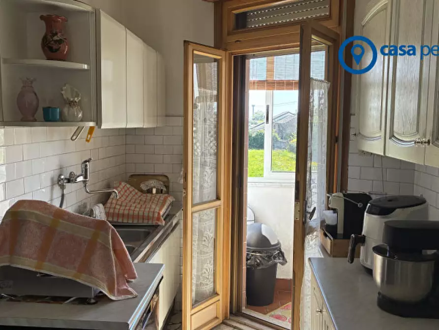 Immagine 3 di Casa bifamiliare in vendita  in Via Pietro Nenni, 3 a Gavello