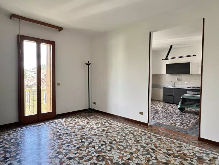 Immagine 2 di Appartamento in vendita  in Via u. Masotto, a Vicenza