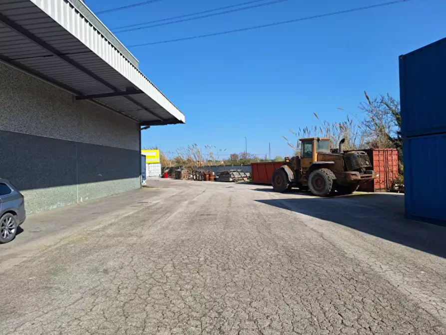 Immagine 7 di Capannone industriale in vendita  in Via Giovanni Bacci, 46, 48123 Area Industriale RA, Italia a Ravenna