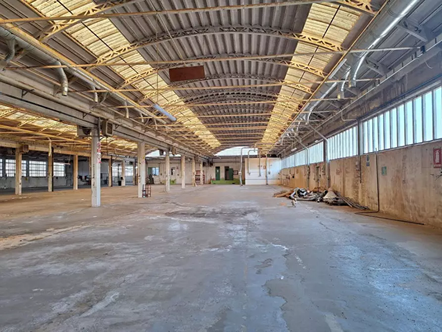 Immagine 10 di Capannone industriale in vendita  in Via Dei Colli, N. 46 a San Giovanni Al Natisone