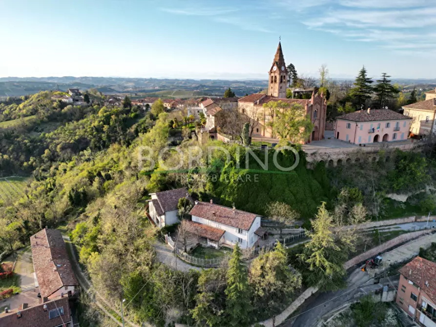 Immagine 6 di Villa in vendita  in Via Roma Snc a Magliano Alfieri