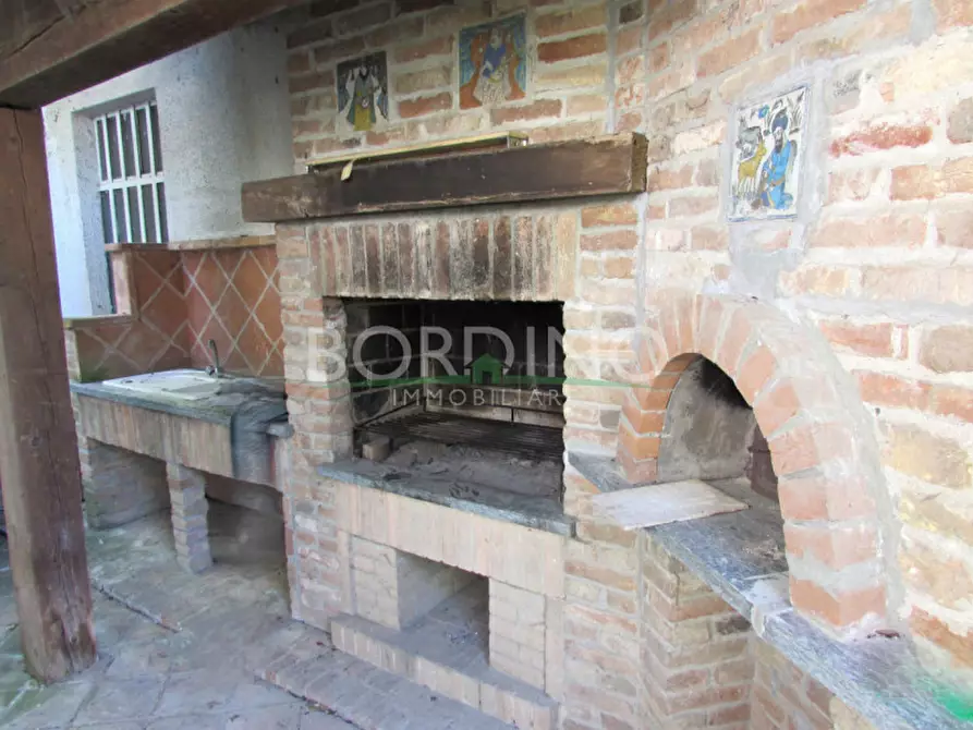 Immagine 18 di Villa in vendita  in Via Roma Snc a Magliano Alfieri