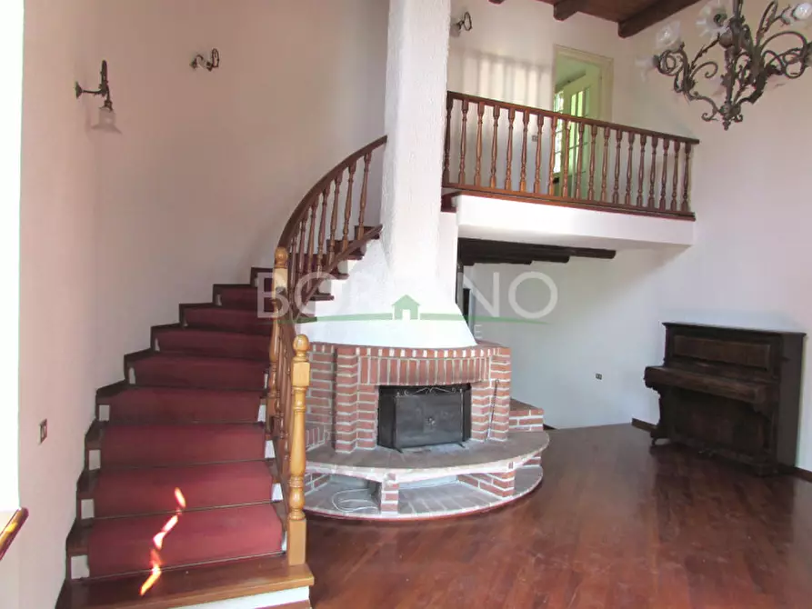 Immagine 24 di Villa in vendita  in Via Roma Snc a Magliano Alfieri