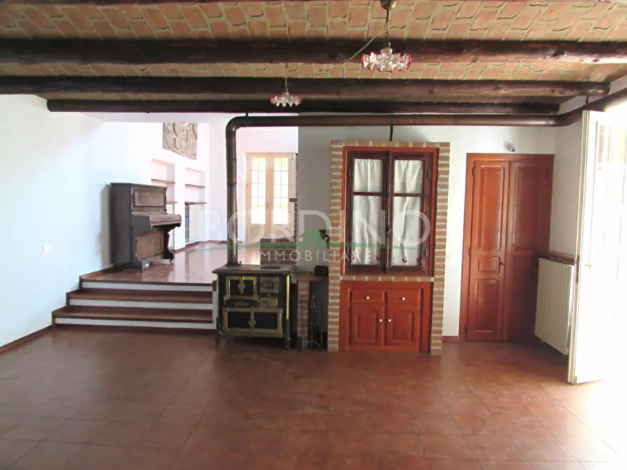 Immagine 28 di Villa in vendita  in Via Roma Snc a Magliano Alfieri