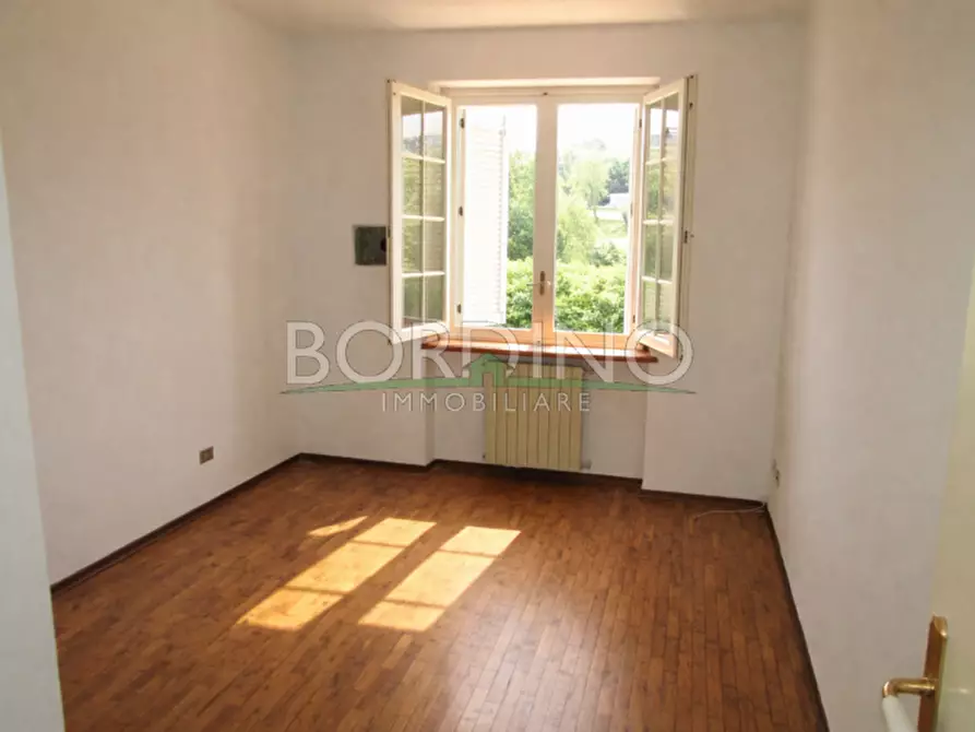 Immagine 45 di Villa in vendita  in Via Roma Snc a Magliano Alfieri