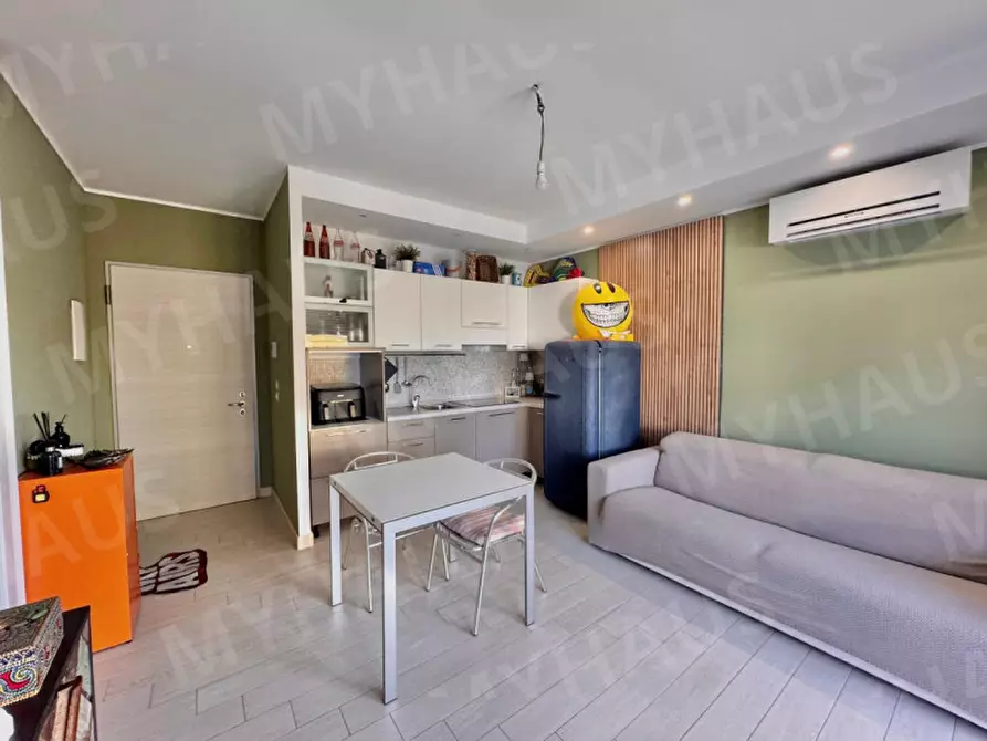 Immagine 2 di Appartamento in vendita  in via aldo musiani 30 a Rimini