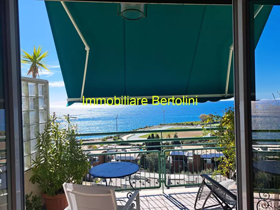 Immagine 4 di Attico in vendita  in Via Padre Semeria, 101 a San Remo