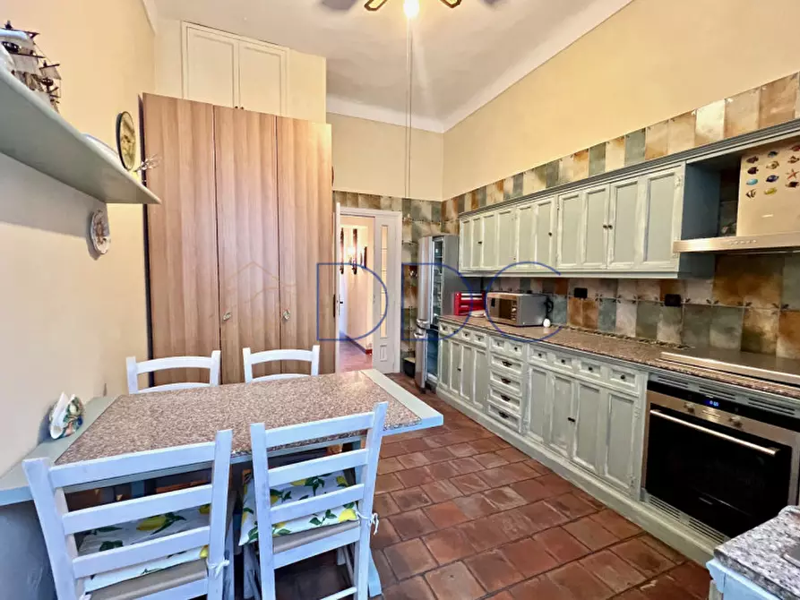 Immagine 13 di Appartamento in vendita  in Via Antonio Ghilini 37 a Loano