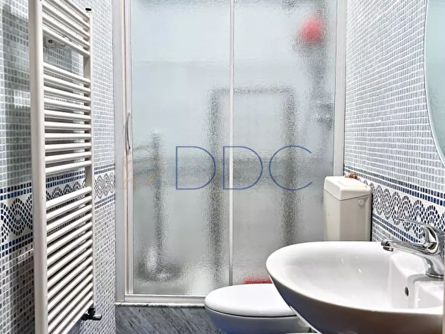 Immagine 22 di Appartamento in vendita  in Via Antonio Ghilini 37 a Loano