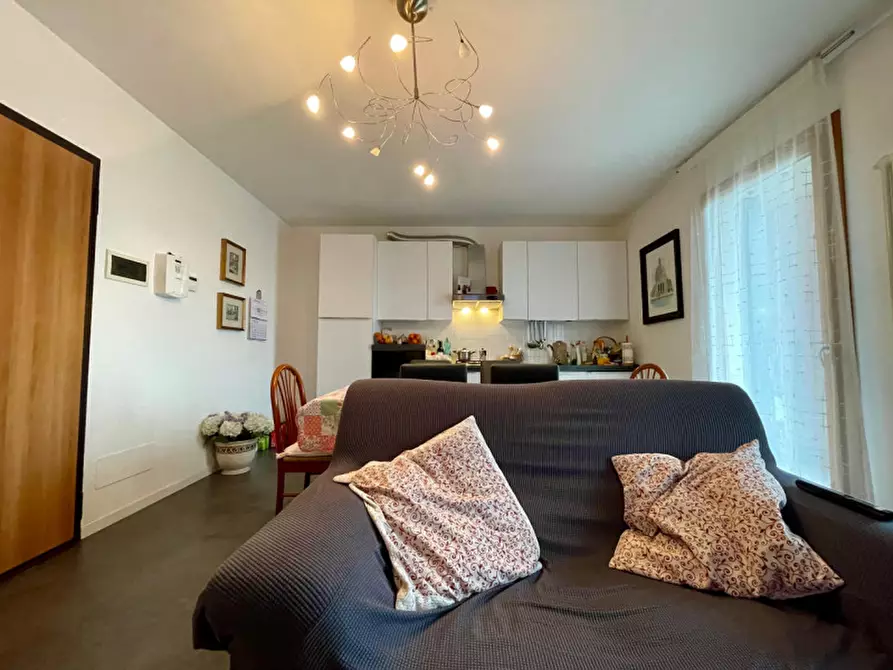 Immagine 3 di Appartamento in vendita  in Via Gianni Rodari a Pianiga