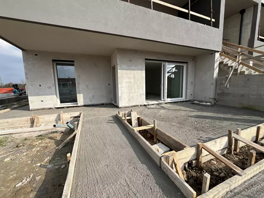 Immagine 1 di Appartamento in vendita  in via bacchiglione 12 a Noale