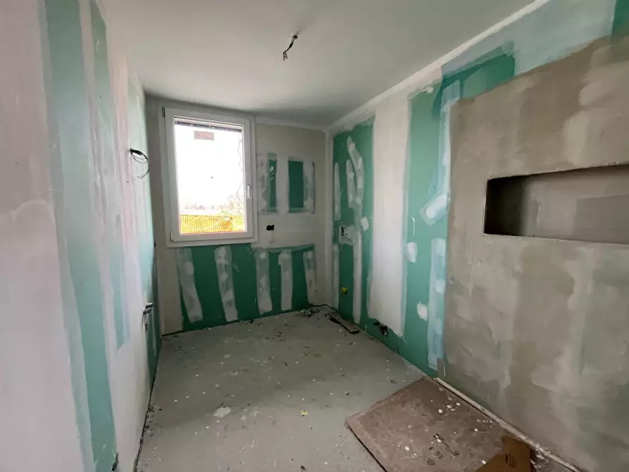 Immagine 11 di Appartamento in vendita  in via bacchiglione 12 a Noale