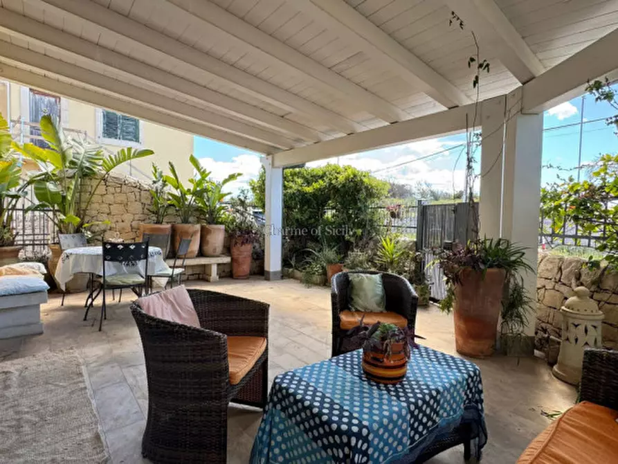 Immagine 3 di Villetta a schiera in vendita  in Via del Laghetto a Modica