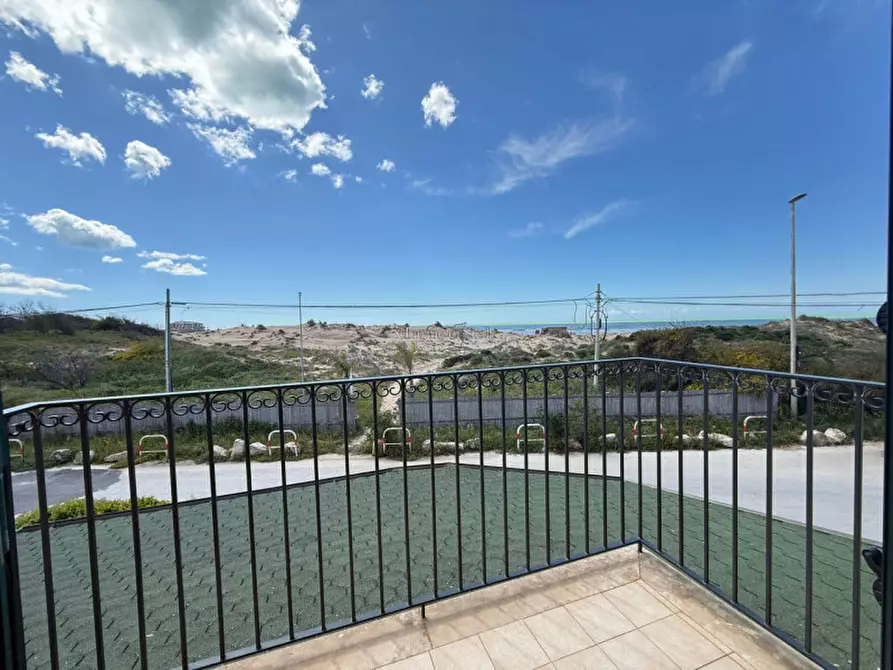 Immagine 19 di Villetta a schiera in vendita  in Via del Laghetto a Modica