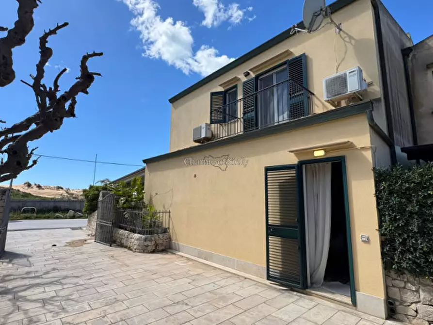 Immagine 25 di Villetta a schiera in vendita  in Via del Laghetto a Modica