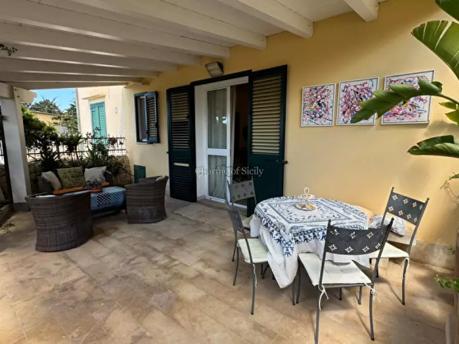 Immagine 26 di Villetta a schiera in vendita  in Via del Laghetto a Modica