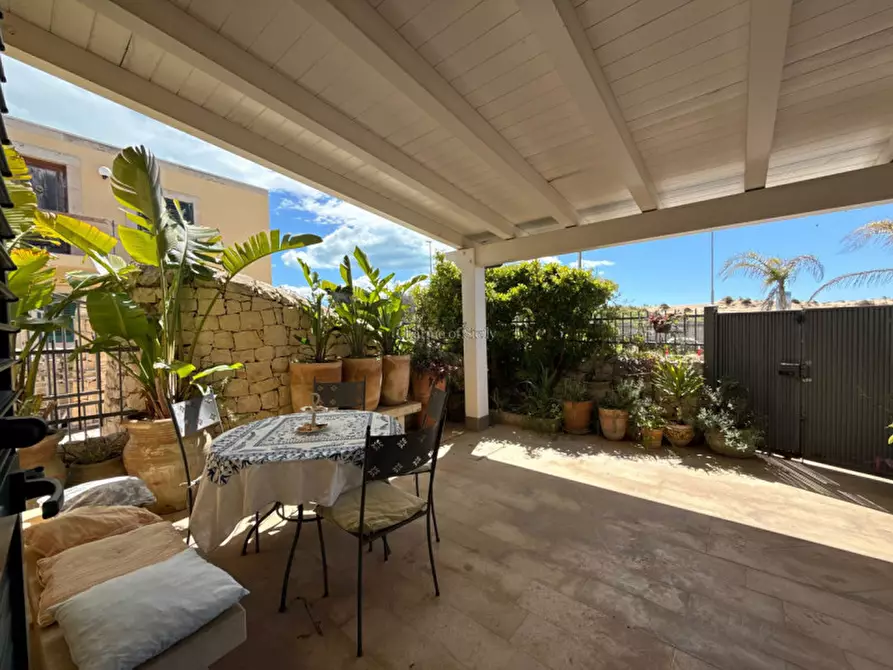 Immagine 29 di Villetta a schiera in vendita  in Via del Laghetto a Modica