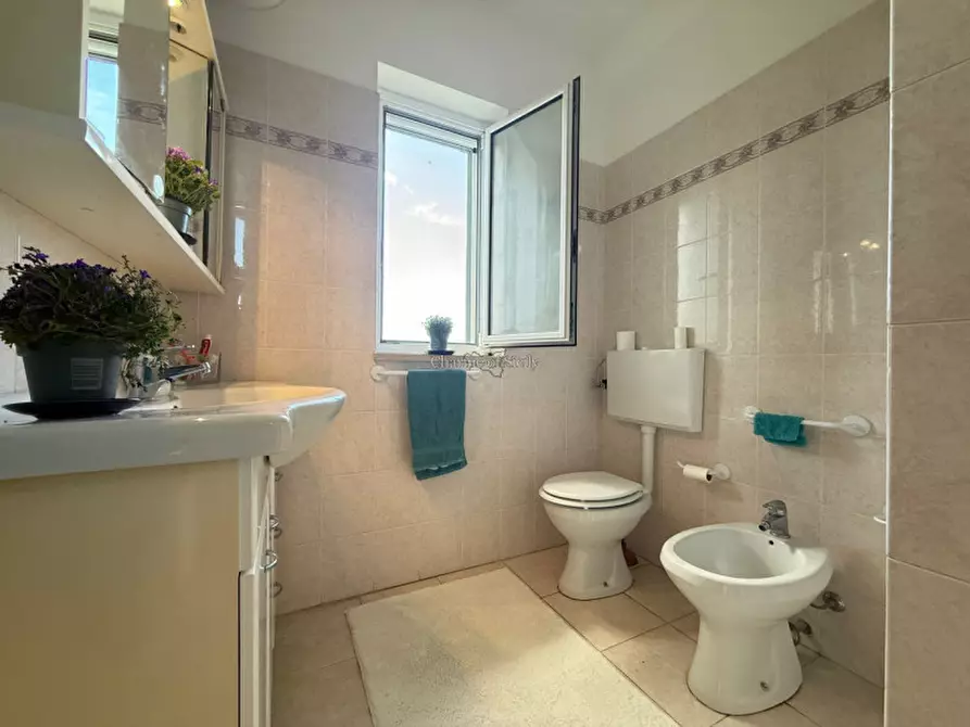 Immagine 32 di Villetta a schiera in vendita  in Via del Laghetto a Modica