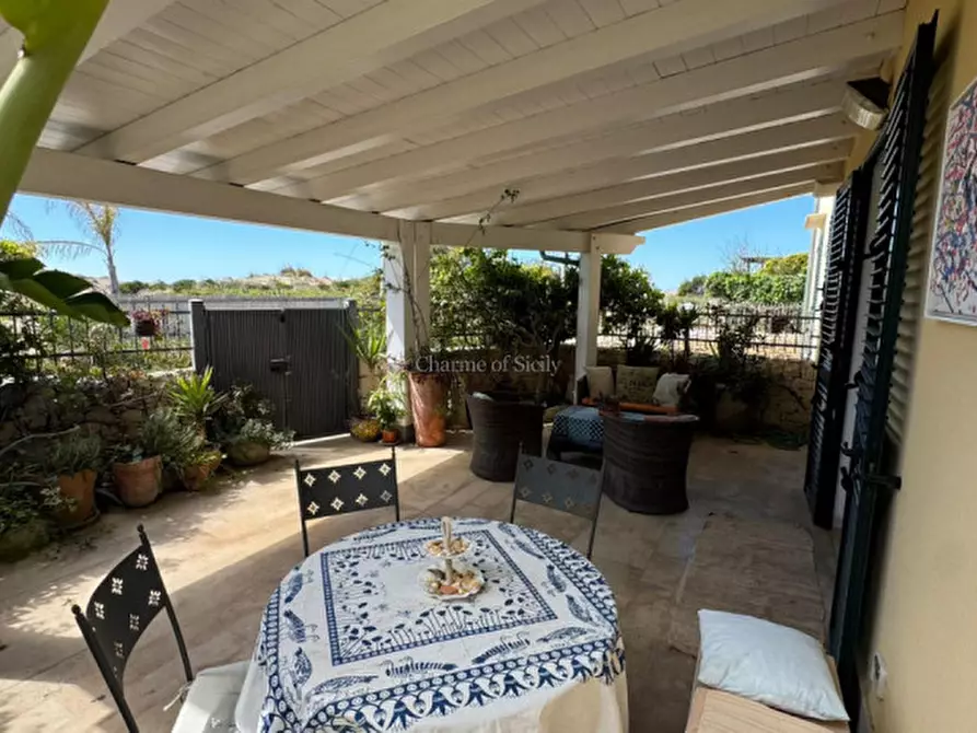 Immagine 34 di Villetta a schiera in vendita  in Via del Laghetto a Modica