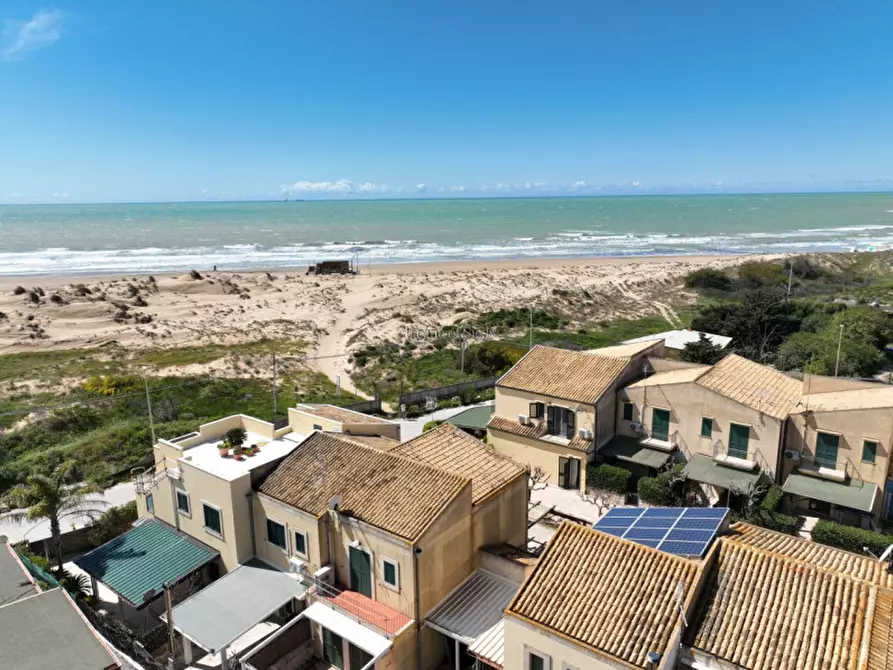 Immagine 37 di Villetta a schiera in vendita  in Via del Laghetto a Modica