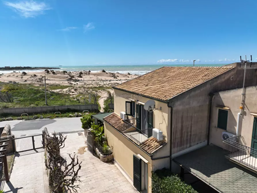 Immagine 38 di Villetta a schiera in vendita  in Via del Laghetto a Modica