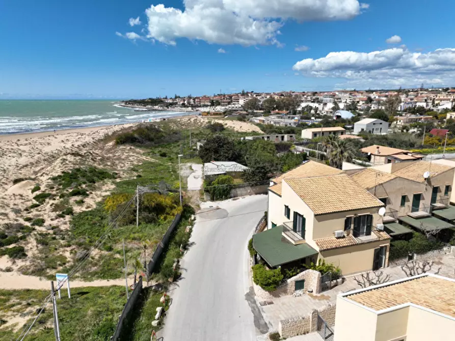 Immagine 42 di Villetta a schiera in vendita  in Via del Laghetto a Modica