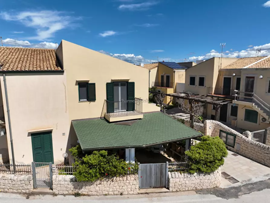 Immagine 44 di Villetta a schiera in vendita  in Via del Laghetto a Modica