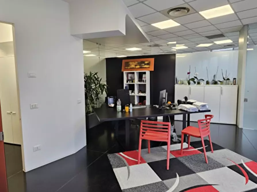 Immagine 5 di Ufficio in affitto  in Via vecchia Ferriera a Vicenza
