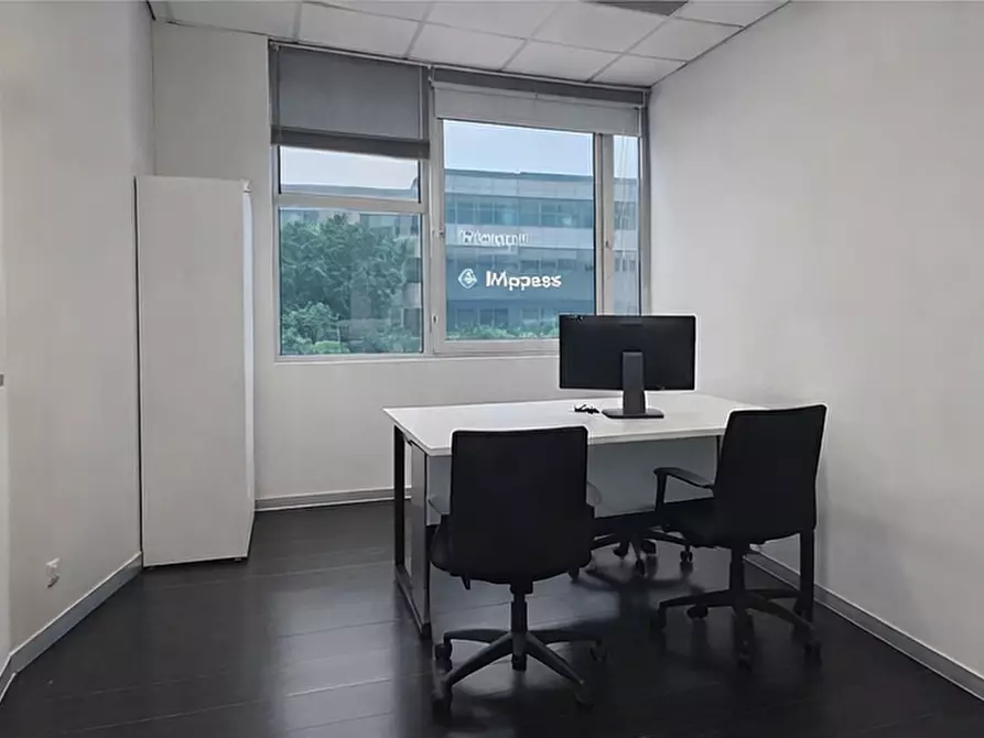 Immagine 8 di Ufficio in affitto  in Via vecchia Ferriera a Vicenza