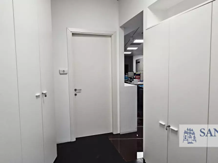 Immagine 14 di Ufficio in affitto  in Via vecchia Ferriera a Vicenza