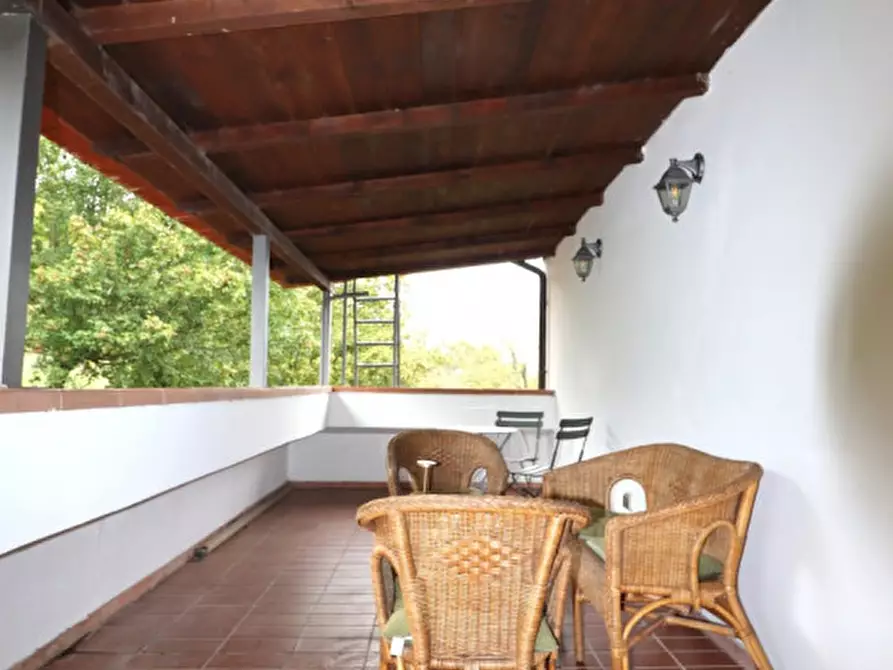 Immagine 4 di Villa in vendita  in Via Chiantigiana a Montevarchi