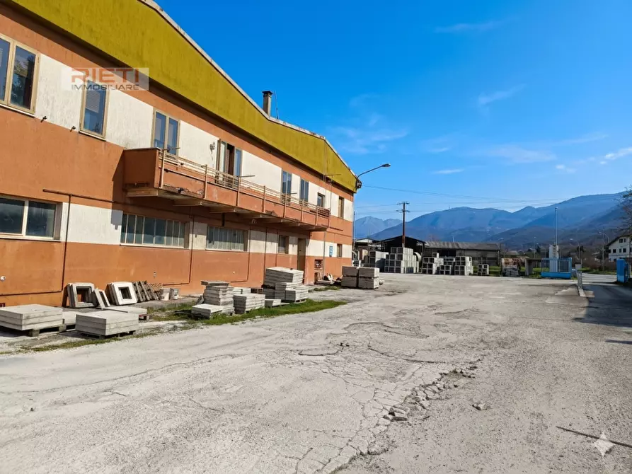 Immagine 1 di Capannone industriale in vendita  in Via Salaria per L'Aquila a Cittaducale