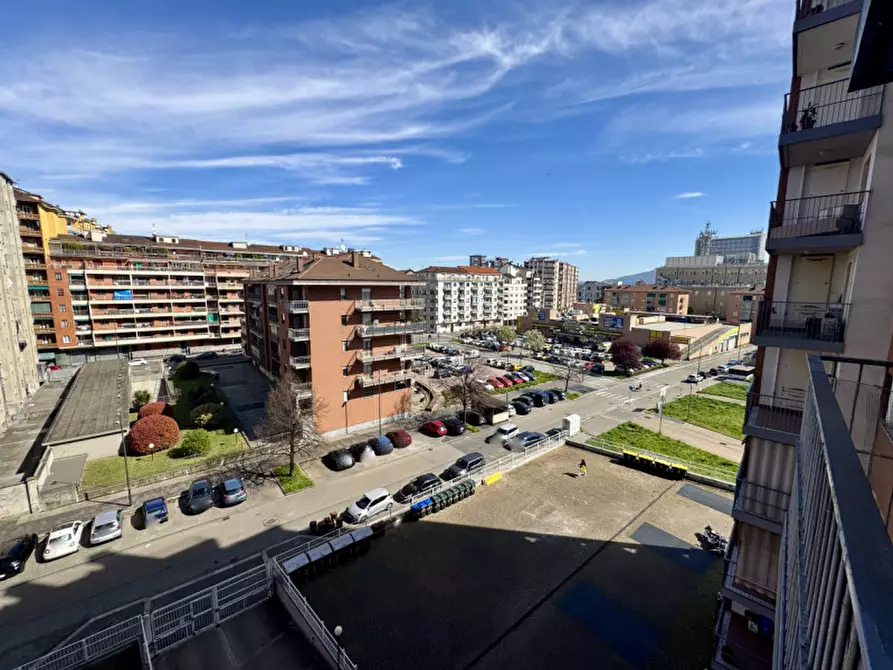 Immagine 23 di Appartamento in vendita  in Corso Trapani a Torino