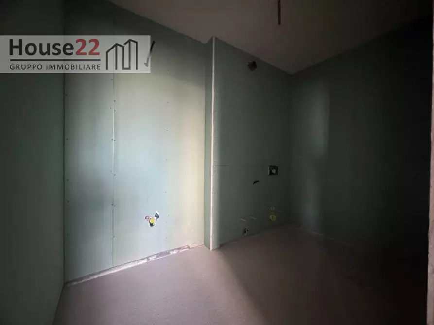 Immagine 14 di Appartamento in vendita  in Via Divisione Folgore 9 a Vicenza