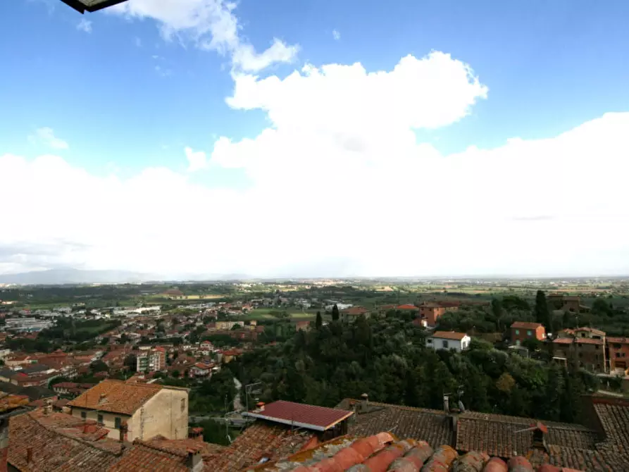 Immagine 1 di Appartamento in vendita  a Sinalunga