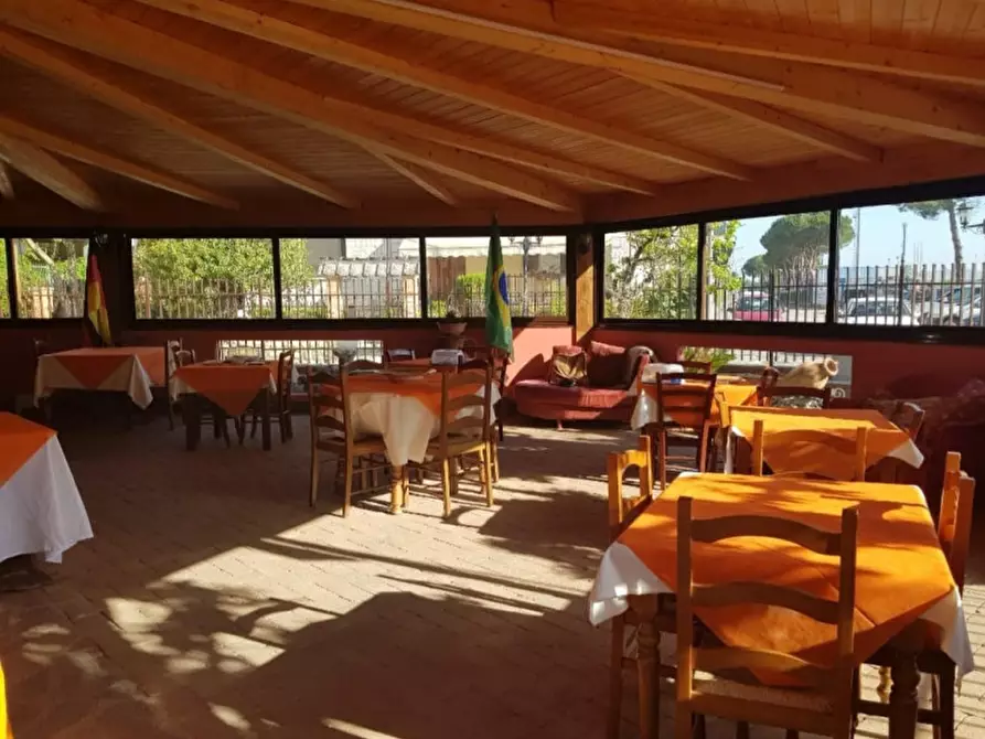 Immagine 2 di Bed & Breakfast in vendita  a Sinalunga