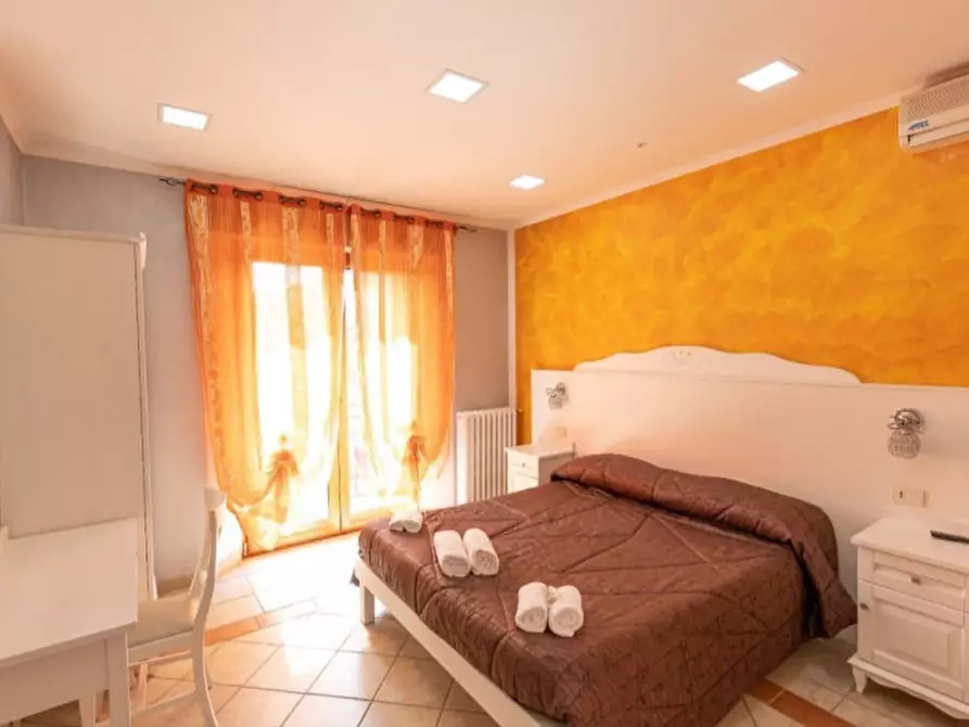 Immagine 3 di Bed & Breakfast in vendita  a Sinalunga