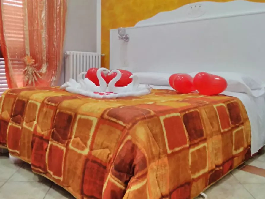 Immagine 4 di Bed & Breakfast in vendita  a Sinalunga